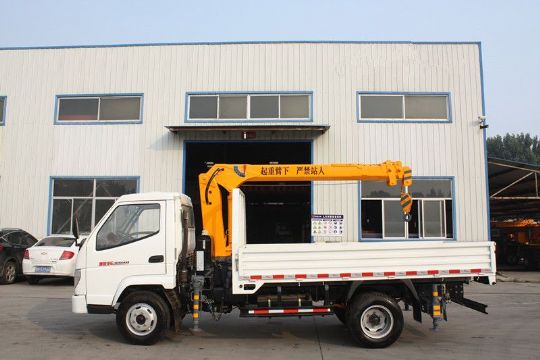 點(diǎn)擊查看詳細(xì)信息<br>標(biāo)題：3噸國(guó)四隨車(chē)吊 閱讀次數(shù)：3438