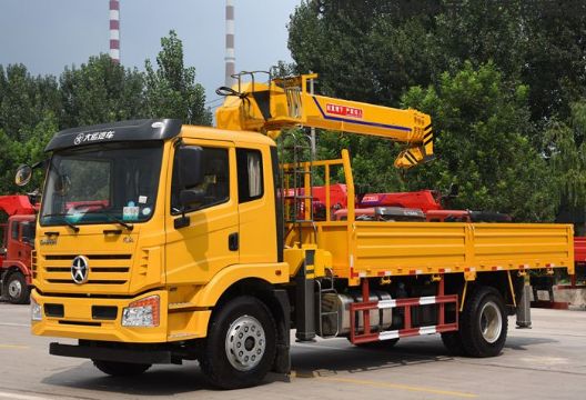 點(diǎn)擊查看詳細(xì)信息<br>標(biāo)題：8噸大運(yùn)隨車吊 閱讀次數(shù)：2029