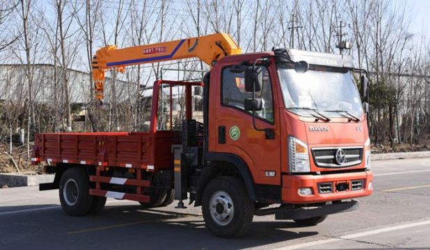 點(diǎn)擊查看詳細(xì)信息<br>標(biāo)題：3.2噸大運(yùn)隨車吊 閱讀次數(shù)：2072