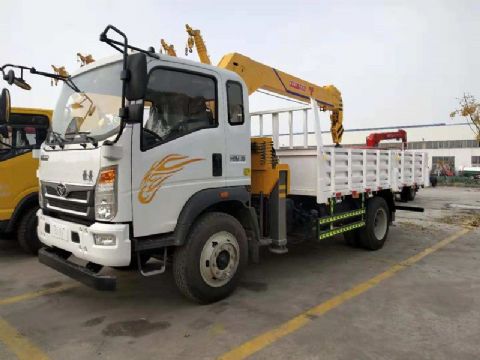點擊查看詳細信息<br>標(biāo)題：5噸重汽豪曼隨車吊 閱讀次數(shù)：2237