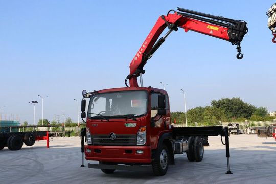 點擊查看詳細(xì)信息<br>標(biāo)題：6.3噸折臂吊 閱讀次數(shù)：2814