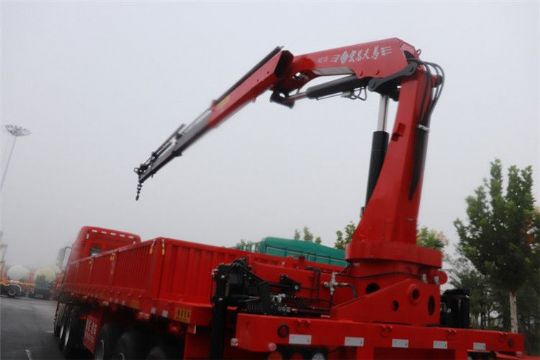 點擊查看詳細(xì)信息<br>標(biāo)題：SQ5S3  5噸折疊臂 閱讀次數(shù)：3299